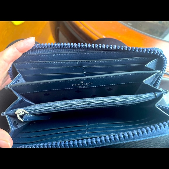 Kate Spade Karissa Set - Backpack, Wallet, Makeup Bag/Pencil Case - Striped lips - Picture 10 of 10